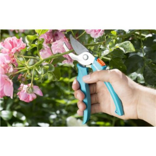 Комплект садових інструментів Gardena Classic (секатор 18 мм + совок 8 см) -