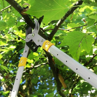 Гiлкорiз GRUNTEK XT 27-37 Premium обвідний, d 52мм, 685-940мм, з телескопiчними алюм.ручками -