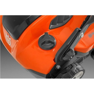 Аератор-скарифікатор ел. Husqvarna S138С 1.6 кВт, 37.5 см, травозбірник 45л -