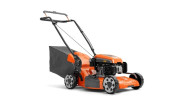 Газонокосарка бензинова Husqvarna LC 151, без приводу, 51 см, сталева дека, HS166A, 2.75кВт/3.6 к.с Газонокосарка бензинова Husqvarna LC 151, без приводу, 51 см, сталева дека, HS166A, 2.75кВт/3.6 к.с